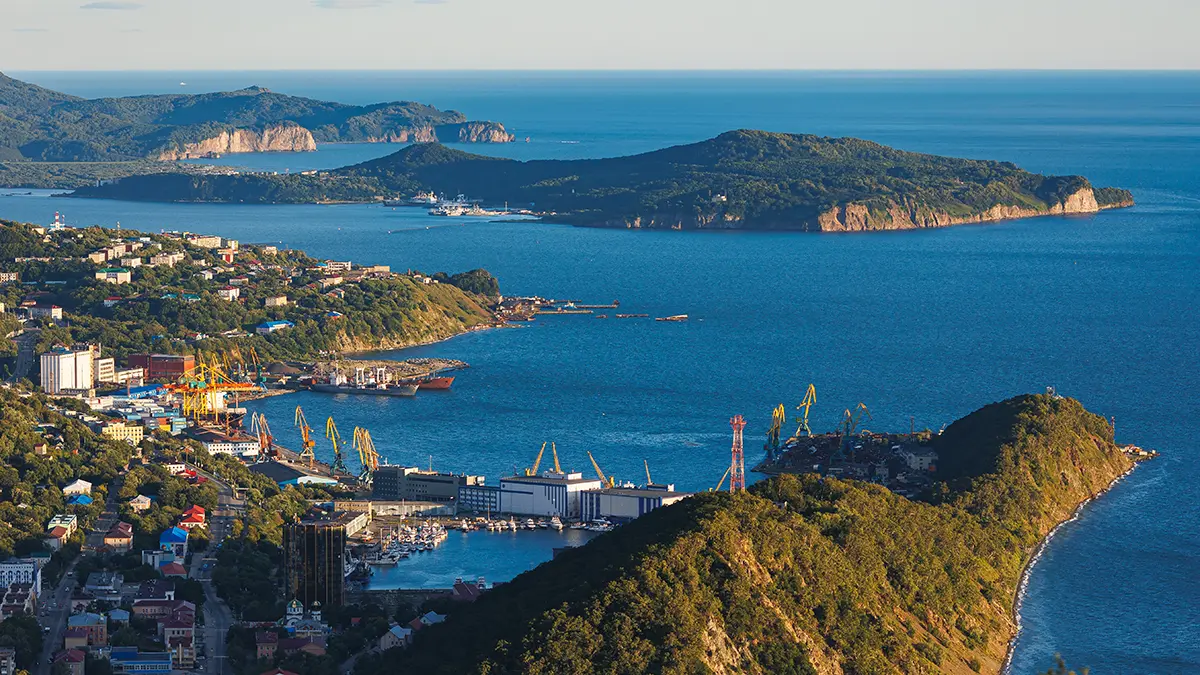 На Камчатке пятеро из пропавших семи туристов живы, но сильно обморожены