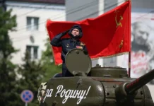 yurij ushakov o zarubezhnyh gostyah kremlya 9 maya-infovzor-ru-0