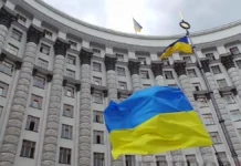 zelenskij rada i tczk prodlevayut voennyj rezhim trevozhnye vesti-infovzor-ru-0