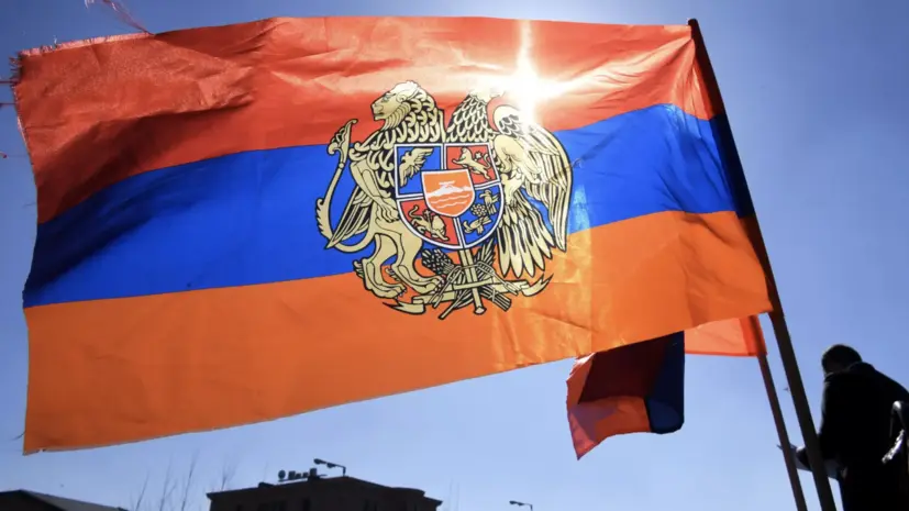 В Ереване состоялось многотысячное шествие сторонников экс-президента Кочаряна