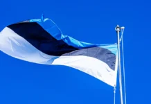 narvskij zamok kaya kallas i spornye flagi v den pobedy-infovzor-ru-0