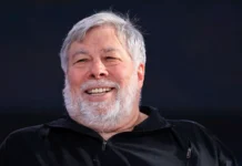 stiv voznyak vdohnovlyaet vypusknikov grandvelli na optimizm v epohu ii-infovzor-ru-0