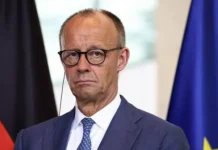 mercz perezapuskaet lozung merkel v hds-infovzor-ru-0