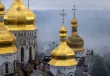 rpcz kommentiruet pozhar v lavre  postradal uspenskij sobor-infovzor-ru-0