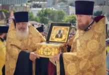 vladivostok prinyal svyatitelya innokentiya moskovskogo sobor i flot-infovzor-ru-0