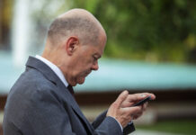 Канцлер Германии намерен возобновить диалог с российским лидером 0616e289-573f-4904-9491-888b9155a954-674f1cc0