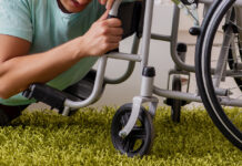 Пересмотр решений об инвалидности в Хмельницкой области Young handsome disabled man recovering at home