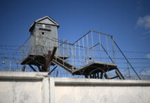 Шесть заключенных совершили побег из колонии в Липецке 56e355b5-5152-417f-b5b6-bd9ab403d8b4-676feb85