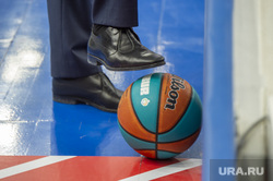 Баскетбольный матч Парма Пари - Минск. Пермь, баскетбол, баскетбольный мяч, баскетбольный тренер, баскетбольный турнир, спортивный чиновник, спортивный функционер