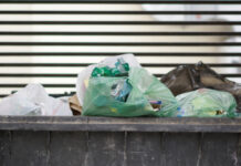 Отсутствие контроля привело к мусорному кризису в западных районах СО garbage-bin-2023