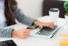 Выдача кредитных карт в России достигла сезонного минимума 4fa65482-c8ed-4da1-980c-128edcc6fc2a-678f7328