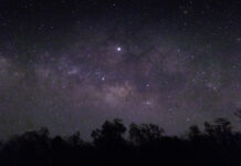 Необычное небесное явление вызвало ажиотаж среди жителей Челябинской области a6e8c834-db13-4cfb-979a-2d61e35b54e6-679791a4