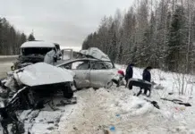 Трагическое происшествие на дорогах Урала: уточнены обстоятельства ночного ДТП c826d38e-edbc-4aa3-8292-8e41eb36c55c-678a8460