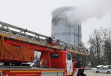 Беспрецедентная атака: Самый высокий небоскреб Казани остается под контролем силовиков 0d318e03-5573-46c8-afd3-fef1617e65ff-67b9cb2b