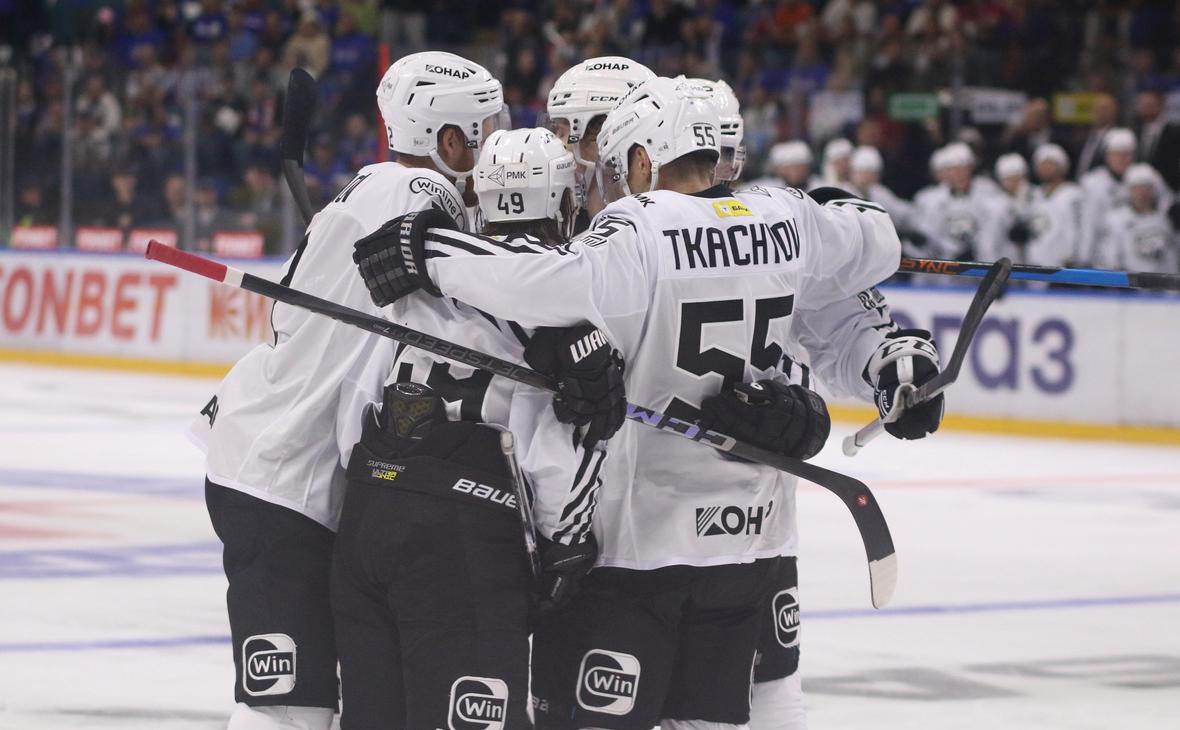 Игроки  Трактора  (Maksim Konstantinov / Global Look Press)