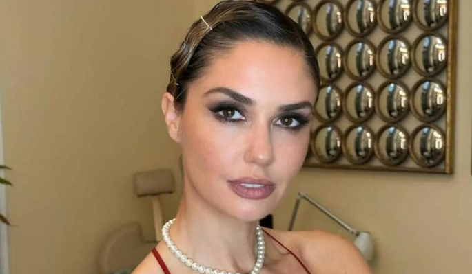 "Букет невесты": Муцениеце и Дранга показали фото со свадьбы