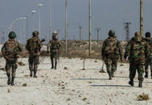 Стратегическая ситуация в сирийском Хомсе: анализ текущего положения Syrian army soldiers are deployed in town of Dahrat Abd Rabbo in Aleppo province