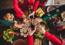 Как выбрать правильные блюда на новогоднем корпоративе: советы эксперта c727a560-868d-4f26-a27a-8876b5d8b652-67bd5db0
