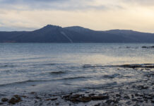 Удивительные научные открытия в Каспийском море и Гренландии AutumnSeascapeViewFromTheShoreToTheSeaBay