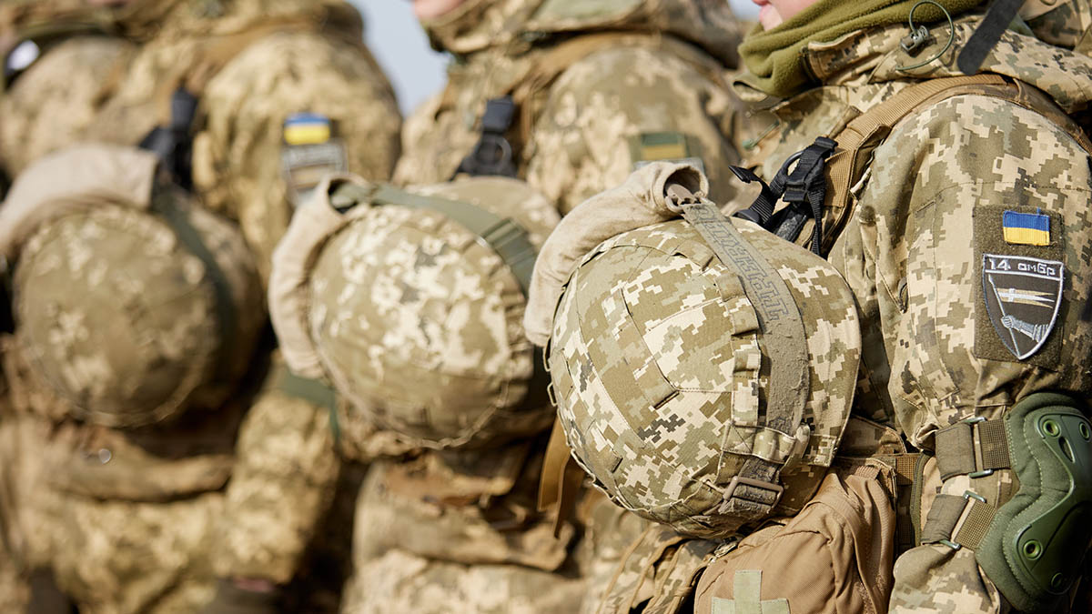 СМИ: ВСУ отправили 40 тысяч украинских военных в Сумскую область 