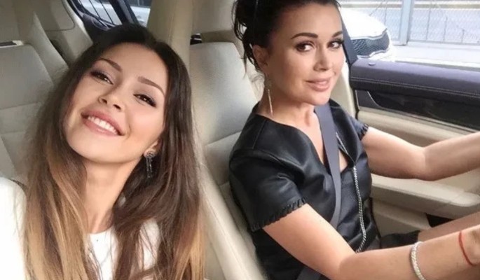 Заворотнюк откровенно заговорила о тяжелой болезни: Очень болит в груди