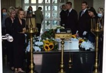 Трагическая утрата Валентины Легкоступовой потрясла музыкальное сообщество 652b73f4-4a2d-4325-bb31-ba14a274c34f-67db8955