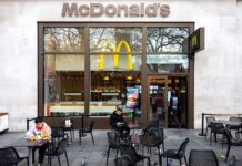 Сотрудники McDonald's инициируют масштабное судебное разбирательство за права работников 9c2963c7-ce5a-486c-b1d3-46f6deea8344-67d09ddd