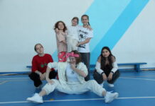 Яркий праздник юмора в Артинском лицее a9de670f-2480-4c52-a62f-3b6b03f6c401-67ec13e0