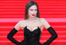 Настасья Самбурская покорила поклонников роскошным образом d4a1d2e6-4958-4de2-b6a4-ff9e4c779519-67d8a6c0