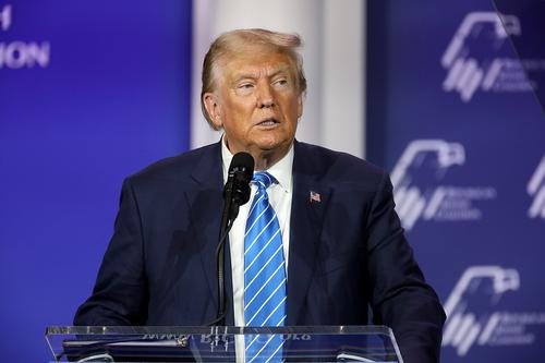 Reuters: Трамп заявил, что хотел бы немедленно встретиться с Путиным