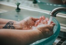 Эффективные способы защиты от метапневмовируса: рекомендации Минздрава e84b3121-e077-47c4-b411-b3ee275f41ca-67ce1089