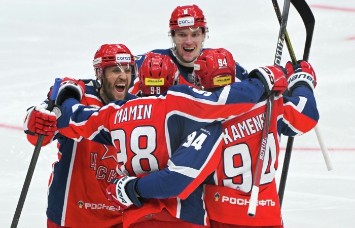 ЦСКА второй раз за сезон обыграл "Спартак" в КХЛ