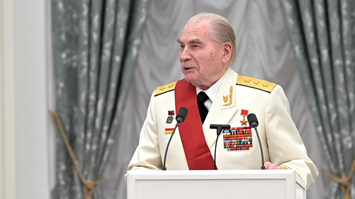 Борис Кравцов