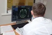 Врачи Каменска-Уральского вернули к жизни пациента после 47 дней комы 4602d4d0-4ac2-4a8a-8421-0e2c6975aadc-67ffe822