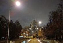 Новые фонари озарят улицы Новокольцовского, Ураралмаша и Химмаша bd46e897-019d-4193-bea7-754672dfbfdd-68015794