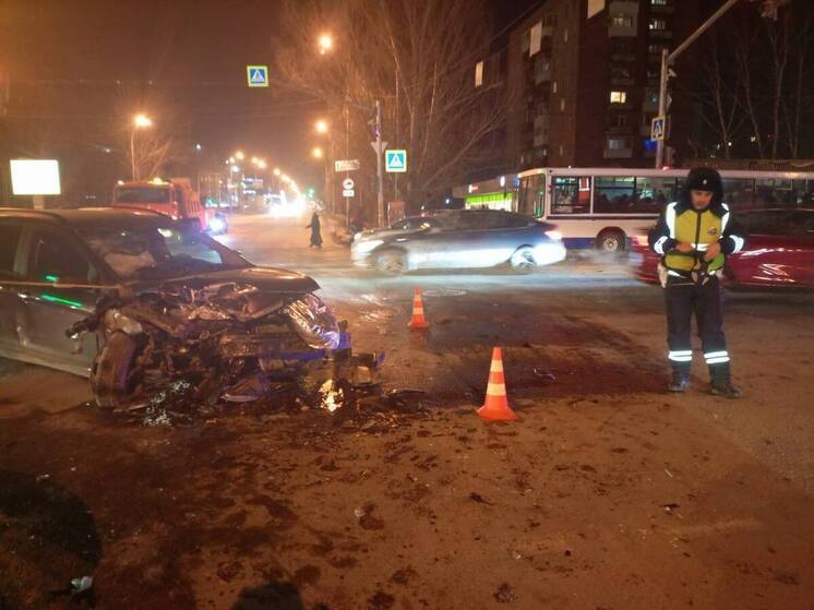 В Екатеринбурге двое детей пострадали в дорожной аварии