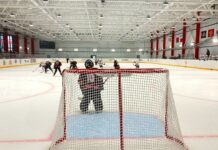 Блестящая победа юных хоккеистов на турнире Ледокол в новой Дацюк арене eb9a1f3e-bede-434c-a90e-755680d4dbc8-67fc20fe