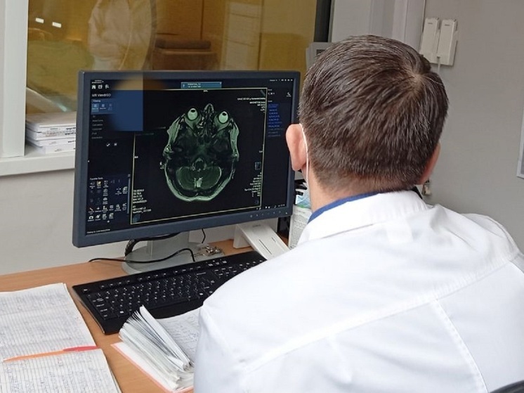 Свердловские врачи спасли мужчину после 47 дней комы