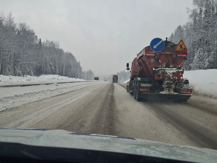 В Свердловской области усложнилась дорожная обстановка: произошло 33 ДТП