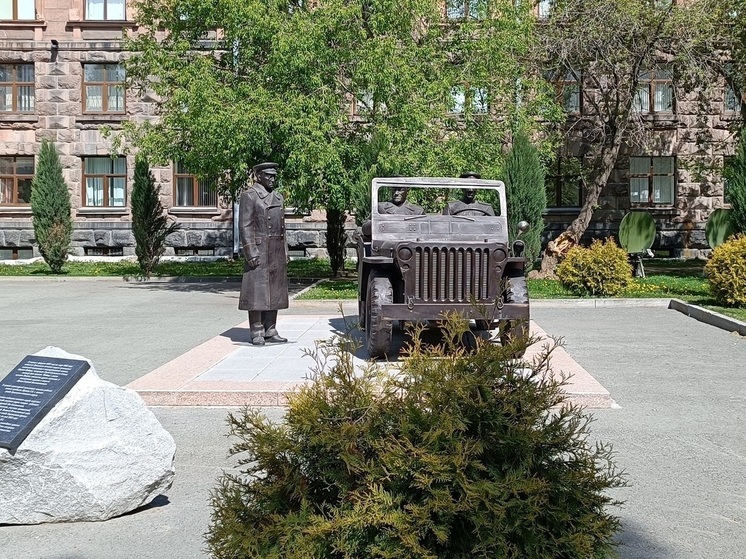 В Екатеринбурге реконструируют памятники, посвященные Великой Отечественной войне
