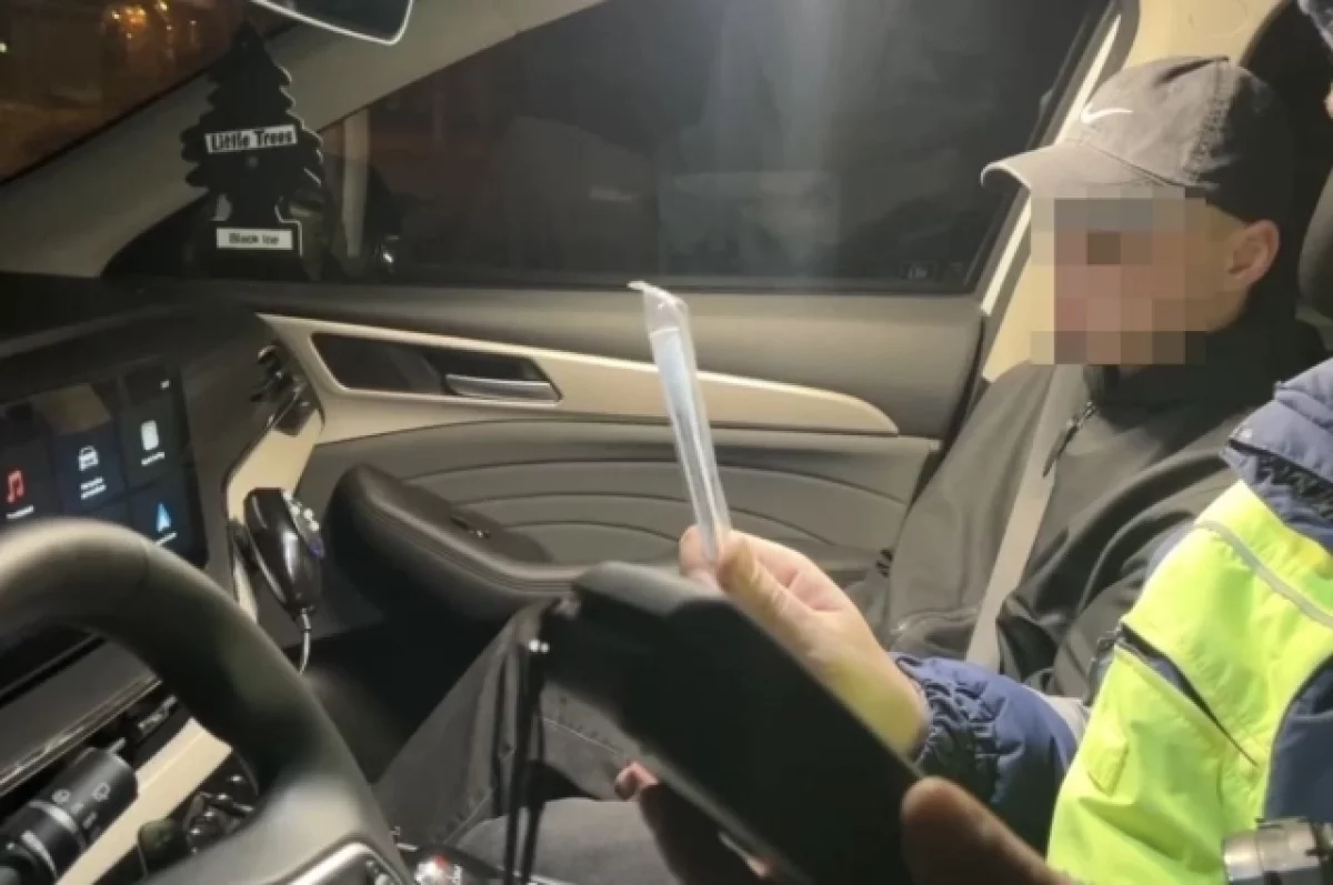 ГИБДД Каменска-Уральского пресекла нарушение с ВАЗ 21140 и несовершеннолетним водителем-0