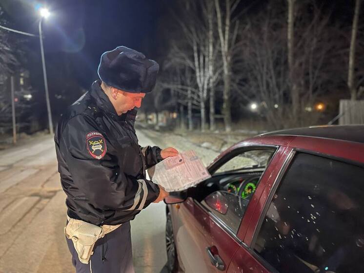 В Свердловской области массово проверяют водителей на трезвость