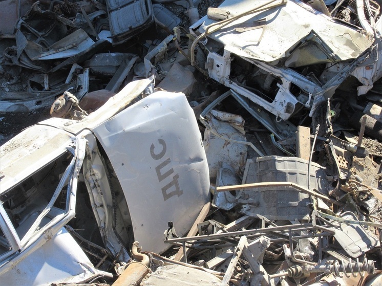 В Свердловской области организует экскурсии на "кладбища автомобилей"