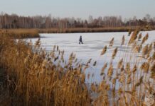 mchs rossii preduprezhdaet rybakov kurgana ob opasnostyah orlovskogo vodohranilishha-stanural-ru-174233689200-0