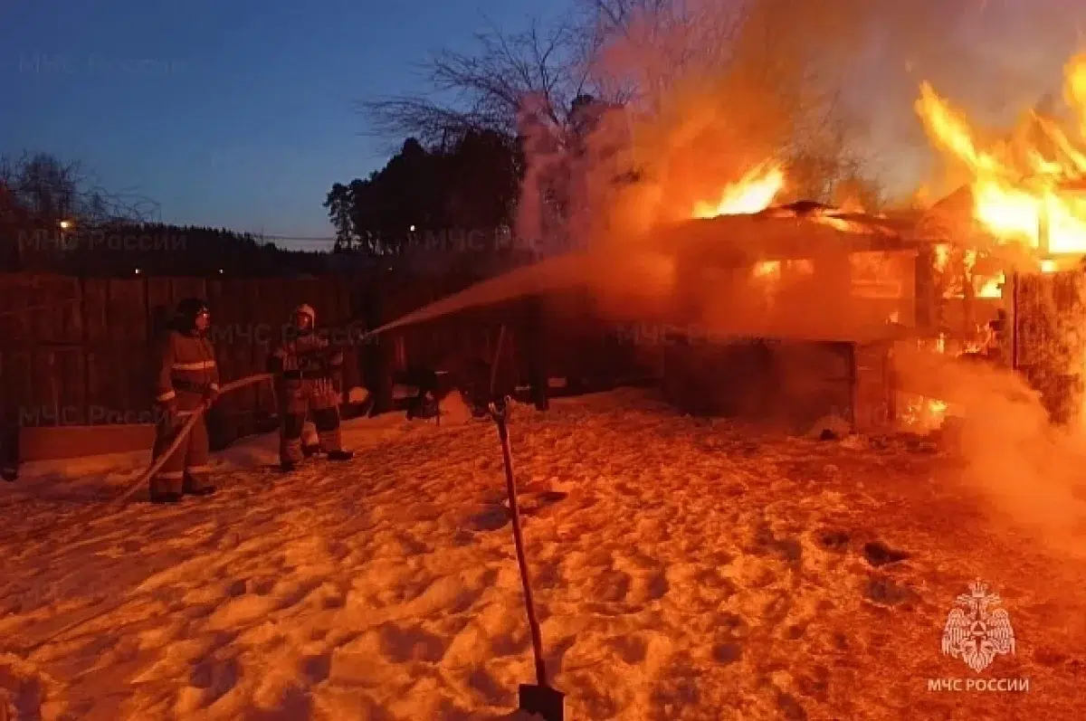 Оперативная работа ГУ МЧС Свердловской области предотвратила 12 возгораний-0