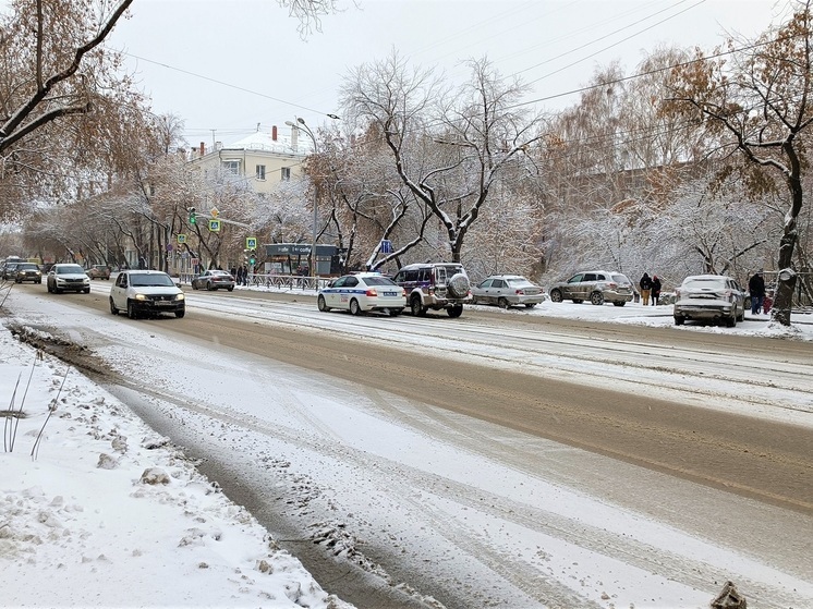 За сутки в Свердловской области в ДТП пострадали два человека