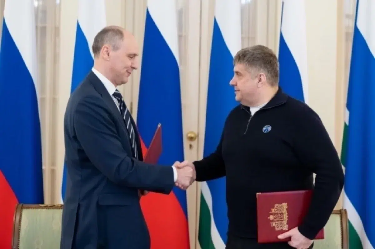 Денис Паслер и Роман Новиков утвердили планы модернизации трассы Екатеринбург – Тюмень-0