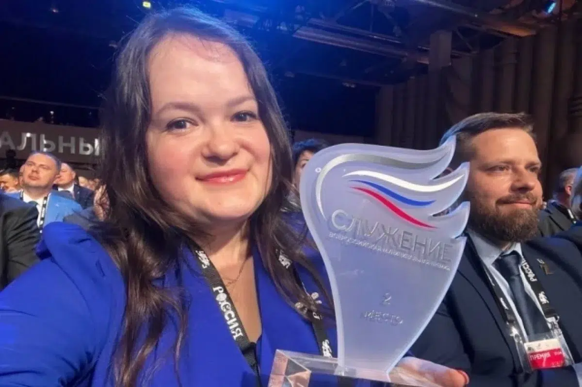 Денис Паслер и Владимир Путин вручили премию «Служение» - Уральцы победители-0