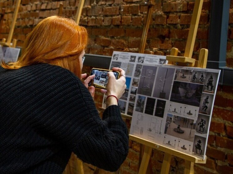 В Екатеринбурге выбрали финалистов конкурса на эскиз памятника режиссеру Балабанову