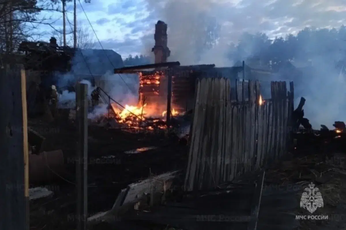 ГУ МЧС Свердловской области ликвидировало 14 возгораний в Ревде-0